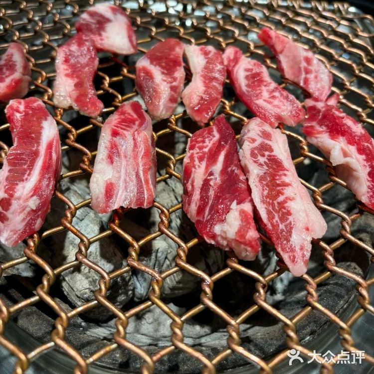 厚切黑猪🐷，烤肉界YYDS[狗头]