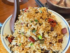 盐菜脆哨炒饭-包整·丝娃娃(一览甲秀楼风景店)