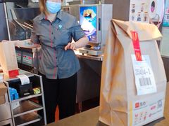 -麦当劳(虹梅路地铁站店)