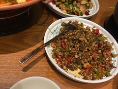 -云海肴·汽锅鸡·云南菜(天山百盛优客店)