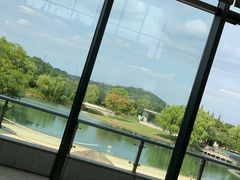-上海佘山世茂艾美酒店
