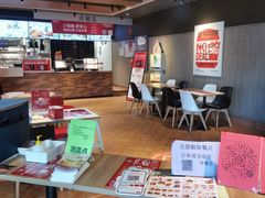 -肯德基(中纬店)