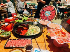 -周小明火锅(黑金冠社区店)