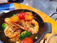 黄油蒜香油浸黑虎虾-火山屋台(新街口店)