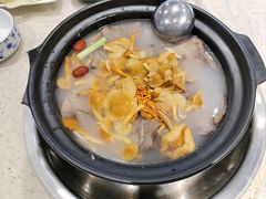 -九寨沟特色牦牛肉汤锅