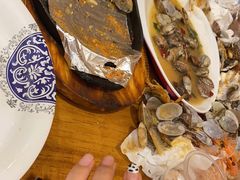 -老东镇啤酒屋海鲜加工·蒸汽海鲜·海鲜烧烤(台东店)