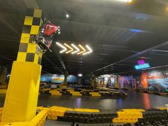 -极限PLAY运动娱乐新世界·团建派对潮玩休闲馆·室内蹦极高空游乐园