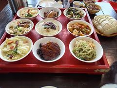 -蓝田九大碗民俗食府(蓝田店)
