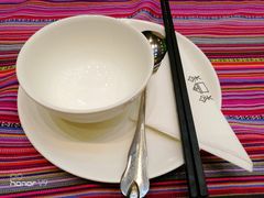 -香巴拉云南餐厅(华莱坞店)