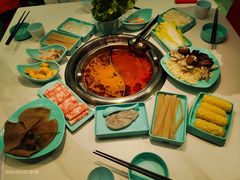 -季季红火锅(柳州城中万达二店)