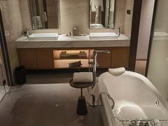 -上海佘山世茂艾美酒店