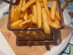 -九龙湾茶餐厅(东门店)