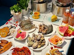 -领鲜活海鲜榴莲自助火锅(东门店)
