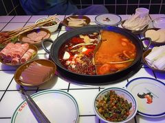 -巴隆门重庆老火锅(太湖路店)