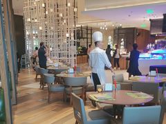 -松咖啡自助餐厅·松北香格里拉