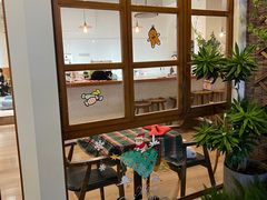 -有猫主题·治愈系猫咖(曾厝垵店)