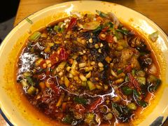-拈签一笑黄牛肉辣卤串串