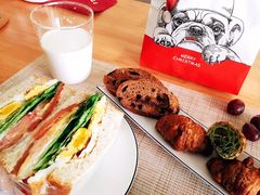 全麦吐司-Juicy Bakery(大学路店)