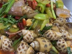 -岛中岛·海鲜大排档·万宁老字号(东澳店)