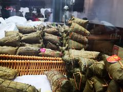 内含十种馅料的巨大粽子-金太粽(上海弄堂第一粽店)