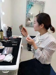 -Eling伊林彩妆·化妆培训(河西奥体店)
