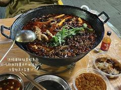 -鸿顺老铁锅美蛙鱼府(解放碑店)