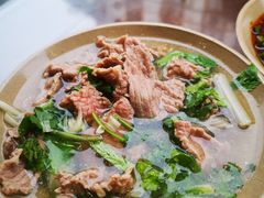 -谢老五跷脚牛肉·非遗传承店