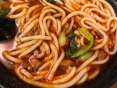 -丽虹云南过桥米线(兴工街店)