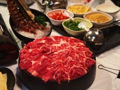 -鲜入围煮花胶鸡海鲜火锅