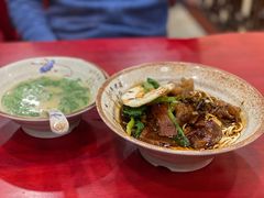 -金杨拉面王小吃面馆·牛三宝面·红烧牛肉粉