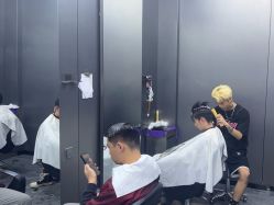 -米可造型烫发染发