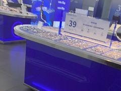 -优购镜仓(六角广场店)
