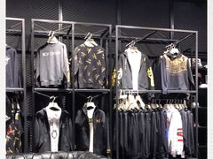 -BOY LONDON(上海佛罗伦萨小镇店)