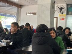 -曾氏肥肠馆(凯瑞雅居店)