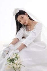 -红番婚纱礼服