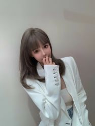 -诗悦发型烫染SALON