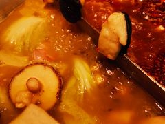-湊湊火锅·茶憩(杭州湖滨银泰in77店)