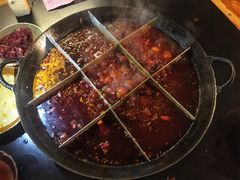 -岗上渣渣老火锅(两路口店)