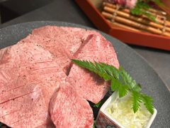 -铭牛烧肉·和牛海鲜自助(高新月牙湖店)