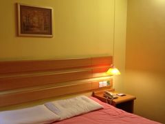 床-如家精选酒店(上海塘桥儿童医学中心世博店)