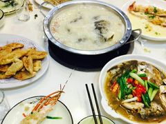 -鑫悦楼煎蟹·16年海鲜大排档