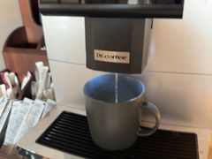 -北京国贸CBD华贸中心亚朵酒店