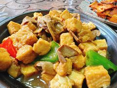 -天天向上素食餐厅(五台山店)