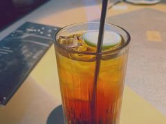 -穹六人间 people 6(岳阳路店)