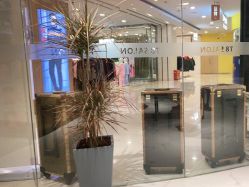 -T8 SALON