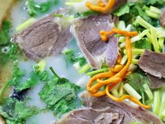 -吕记清真美食城(永兴服装街店)