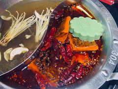 -大龙燚火锅(华都汇店)