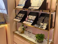 -4iNLOOK美瞳店(湖滨道购物中心店)
