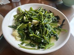 -芦茨金富饭庄·25年老字号·专做稻草鸡