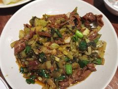 咸菜小炒大肥肠-斯丹姜母鸭·古法干香(田安南路店)
